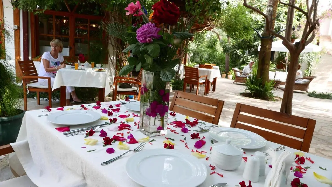 Aida Hotel