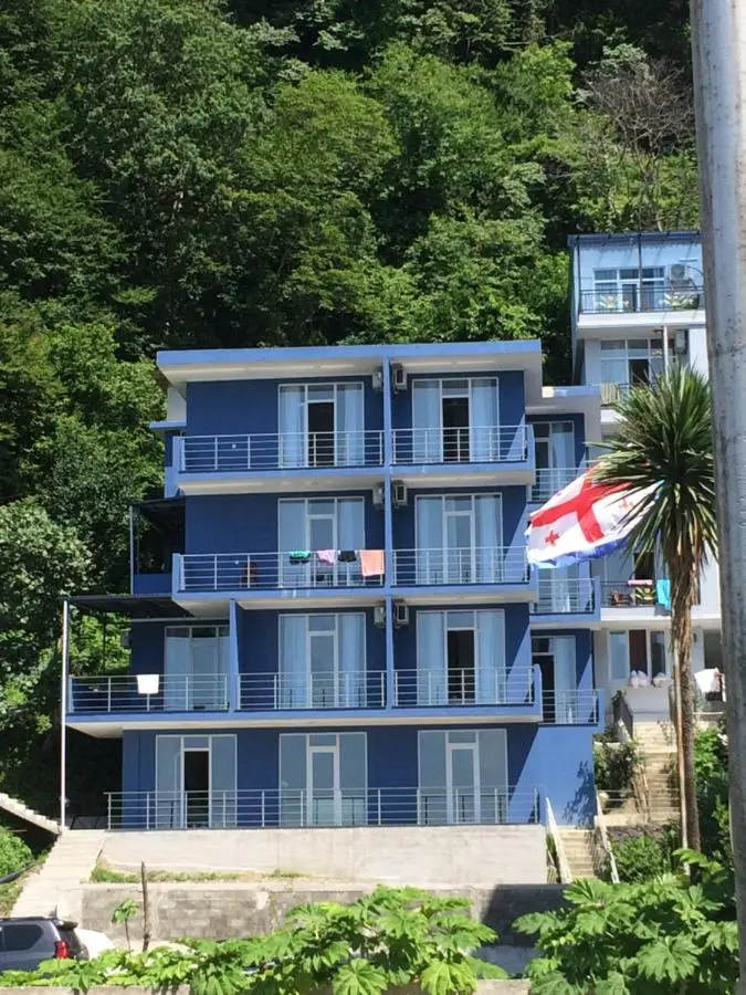 Guest House 99