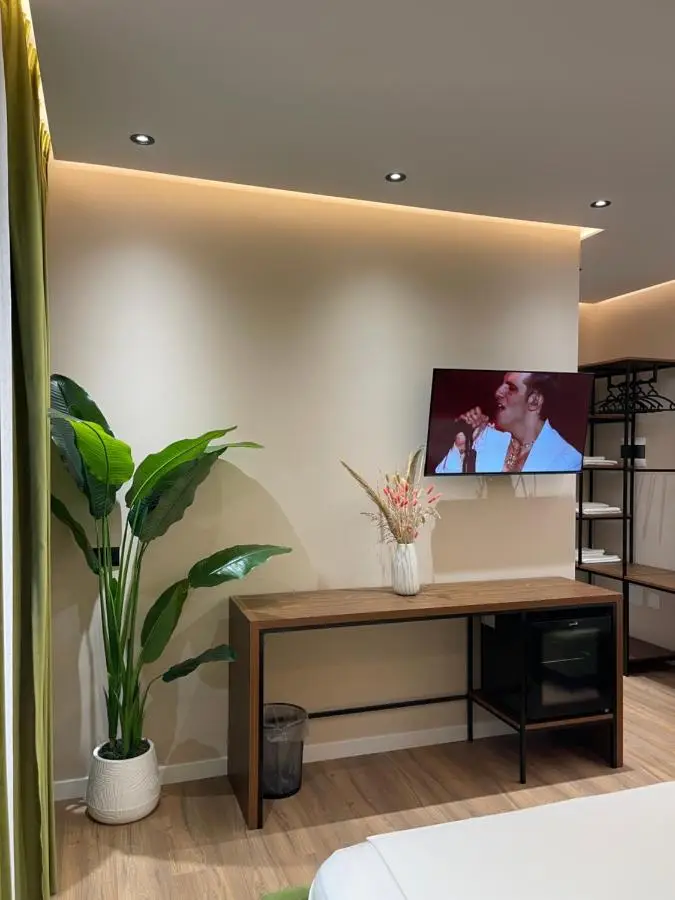 Olivium Rooms