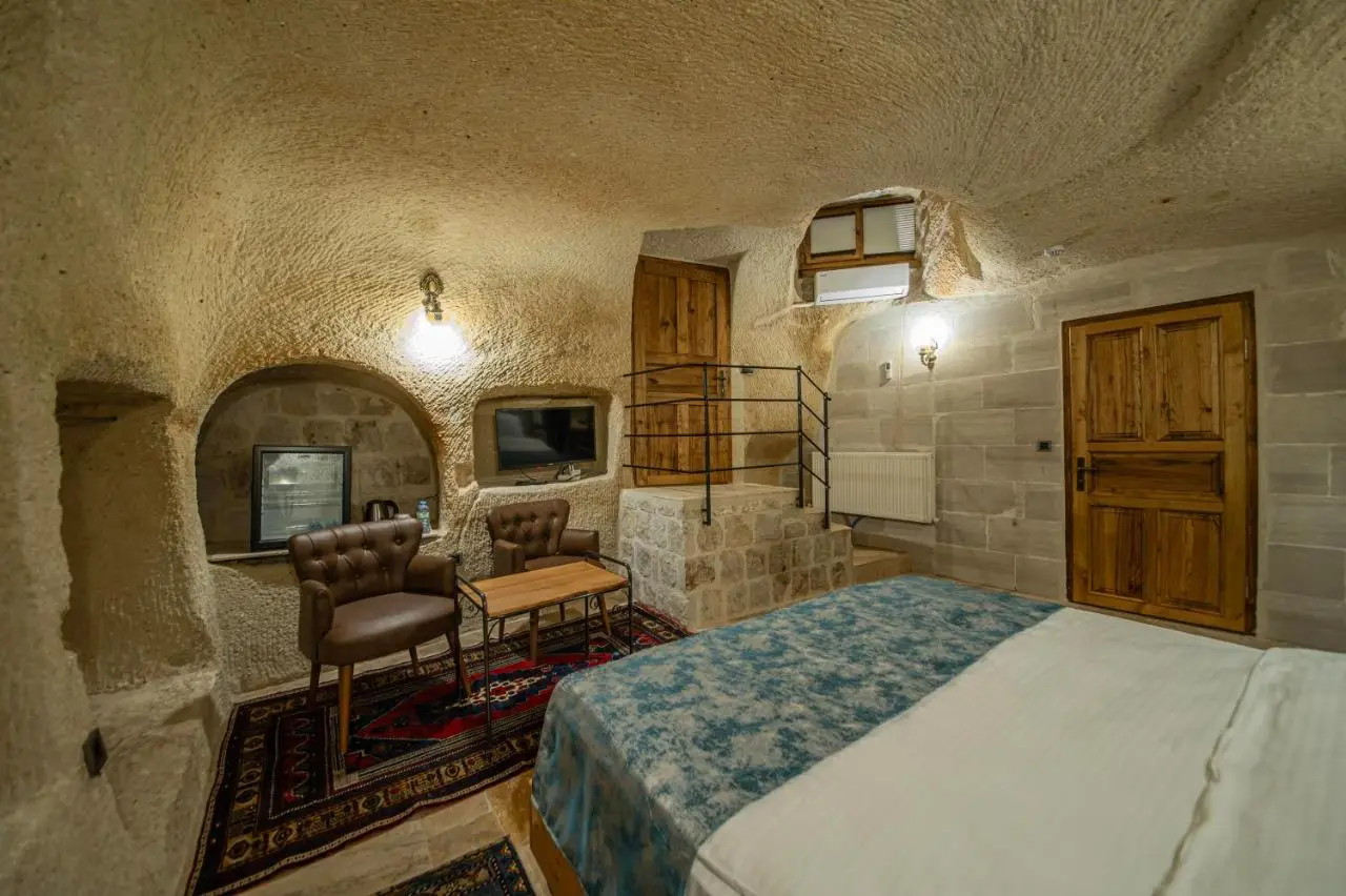 Chelebi Cave House