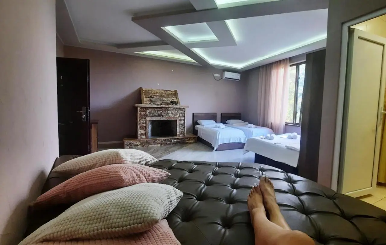 Inaisi Hotel