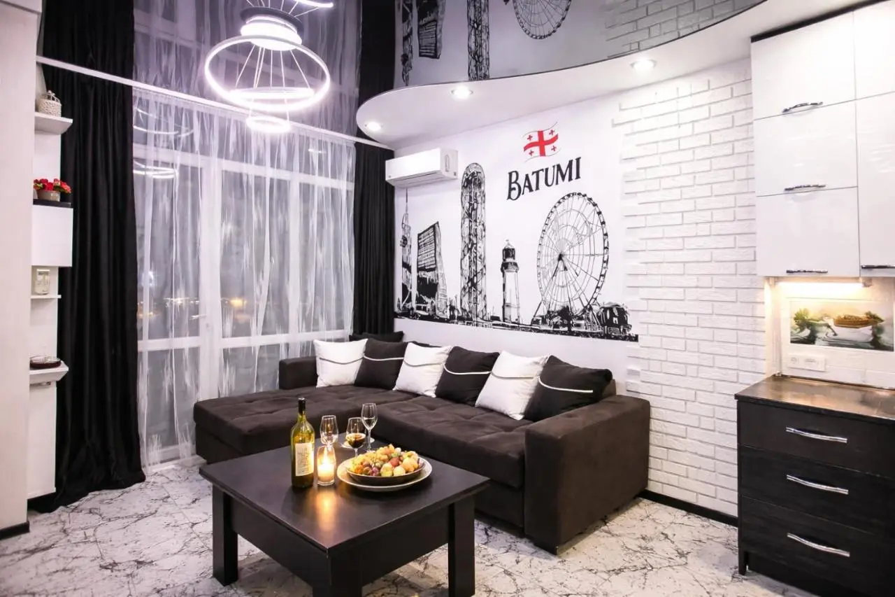 Black & White Studio Near Beach with Balcony Batumi