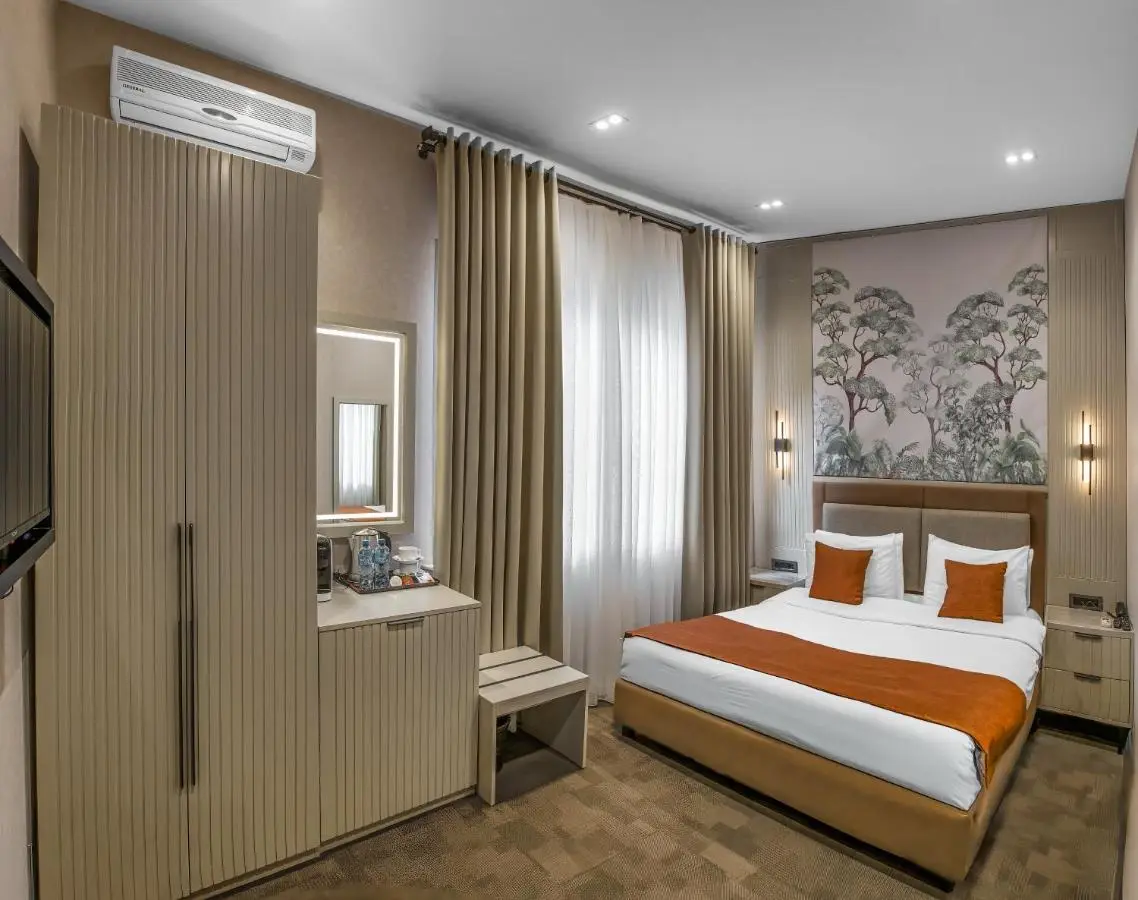 Nizami Central Park Hotel