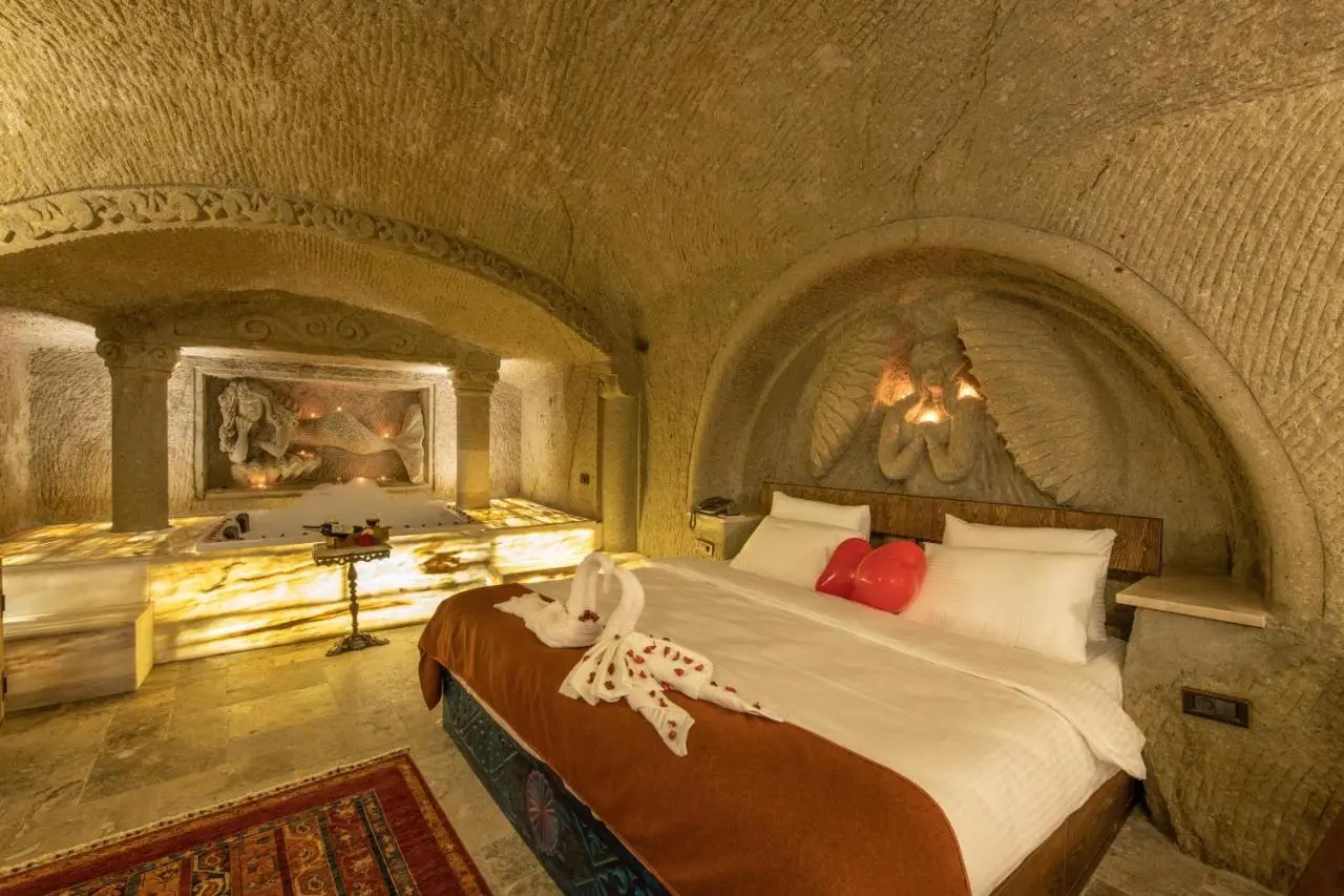 Foremanson Cave Hotel