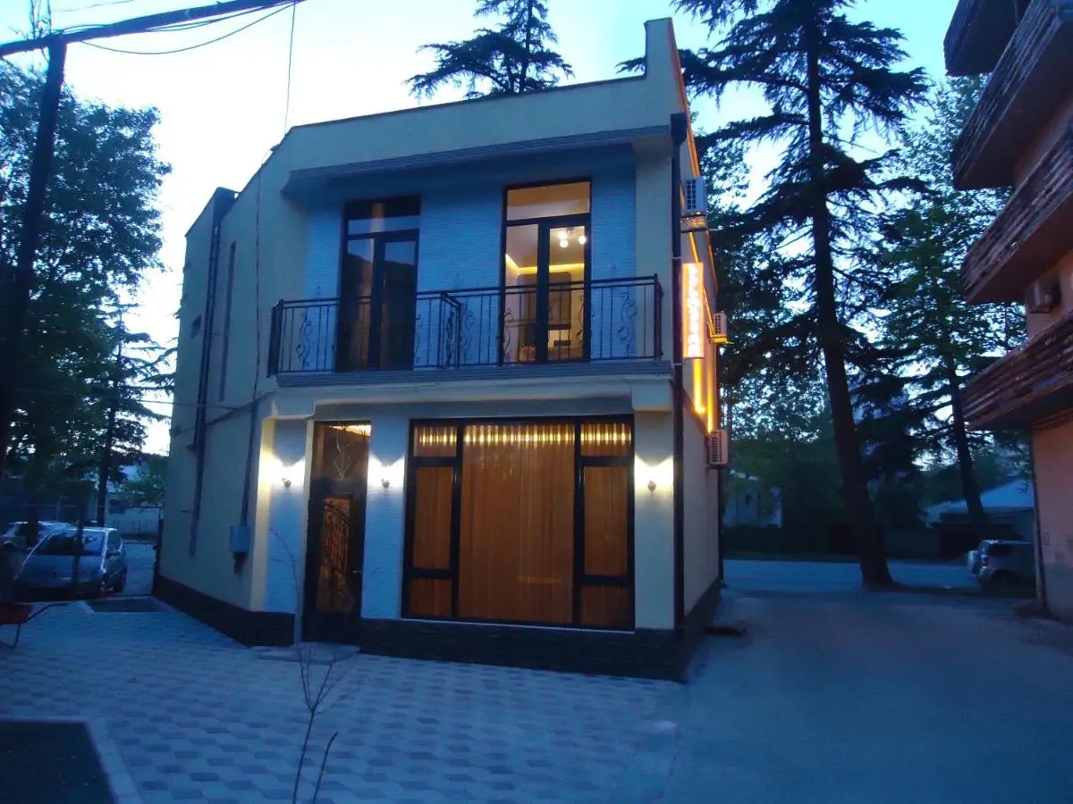 La'Rooms