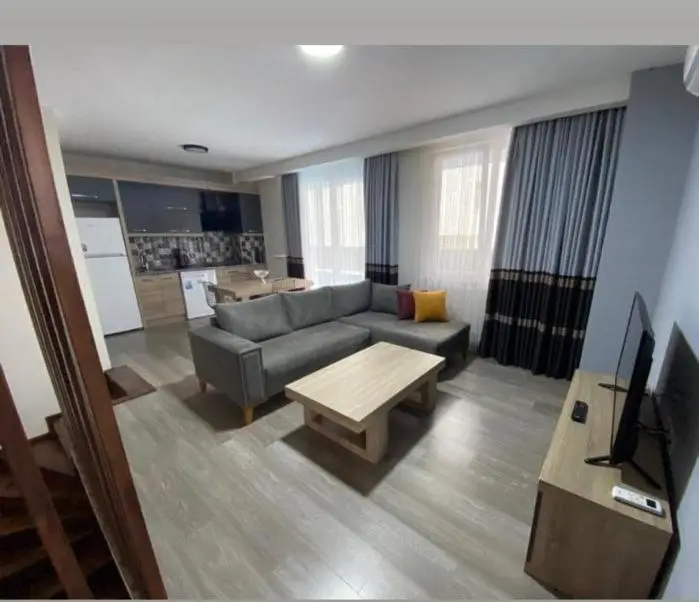 Elanis Suites
