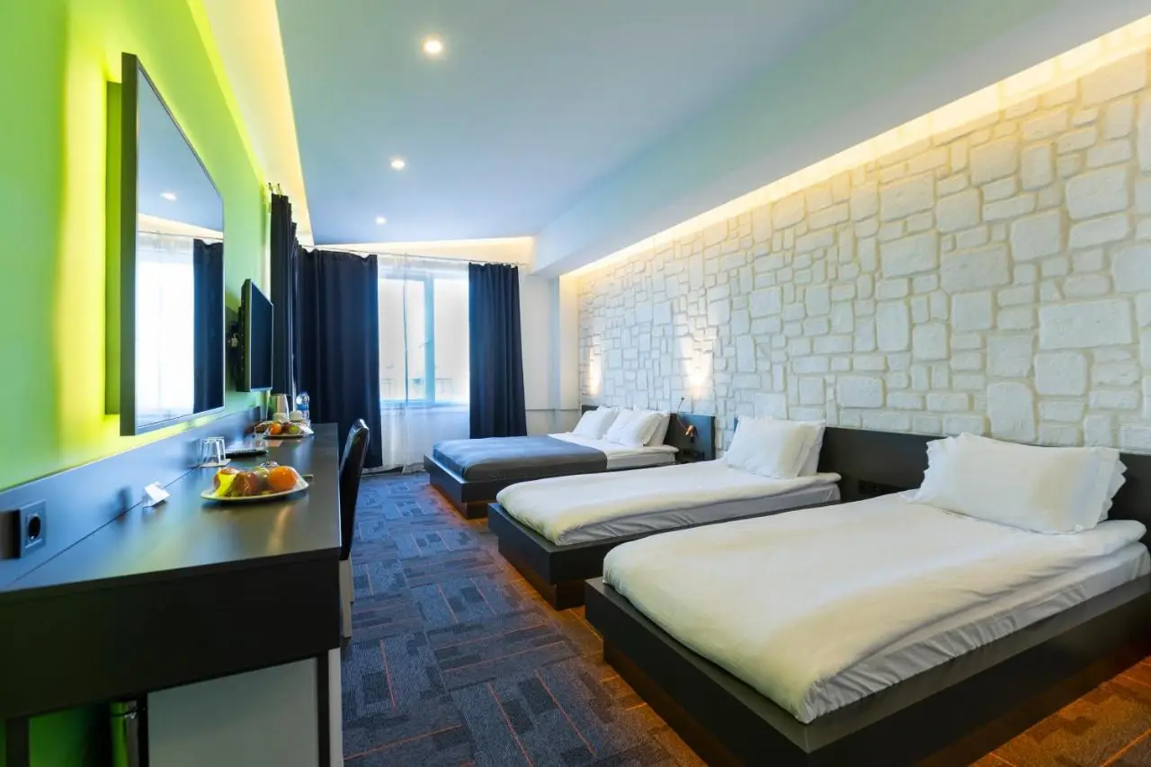 Mene City Hotel