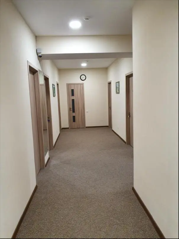 5 Rooms near 300 Aragveli metro station