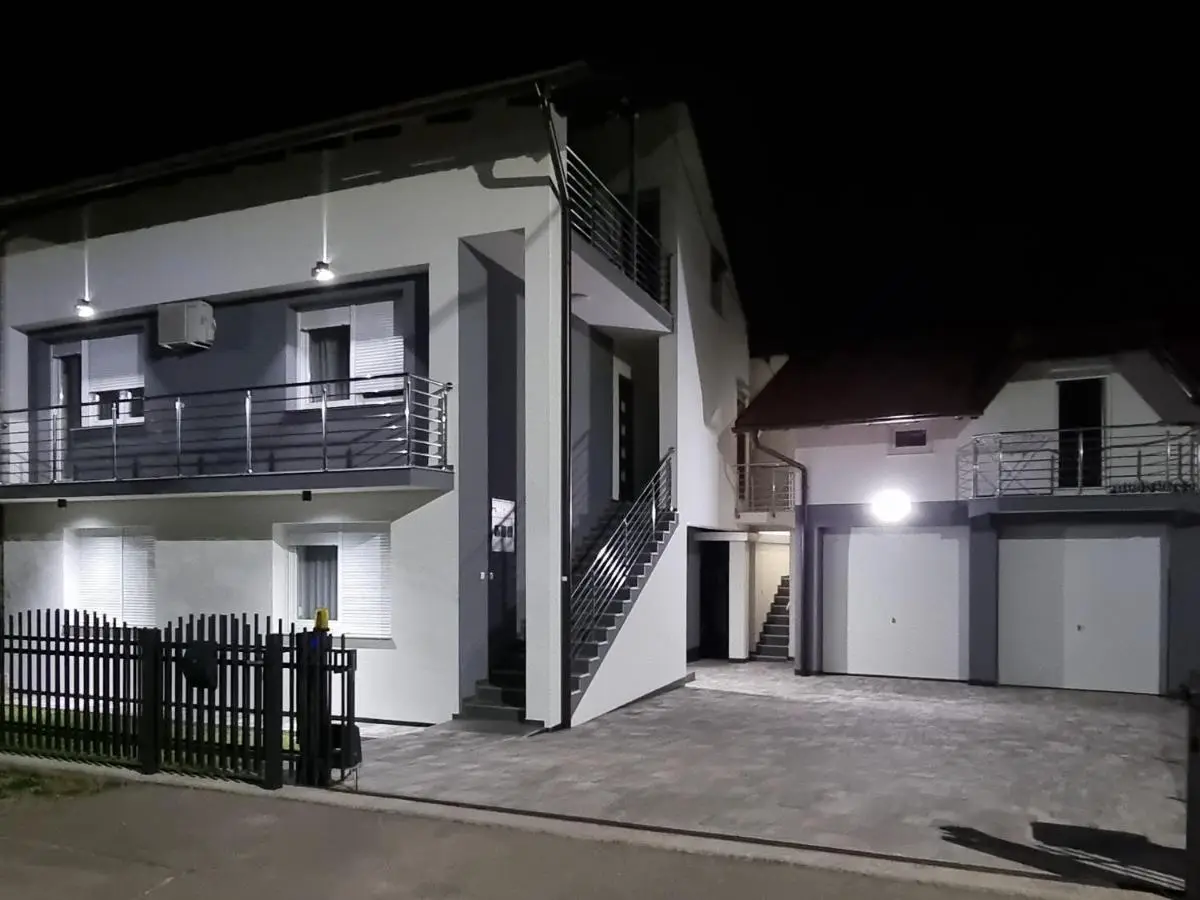 Apartmаn Avram ll