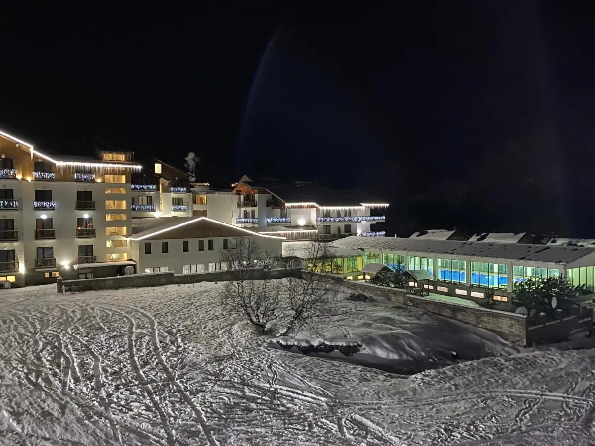 Snow Pine Suite - 4 Star Resort