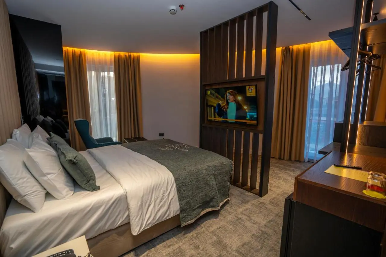 Hotel Consul