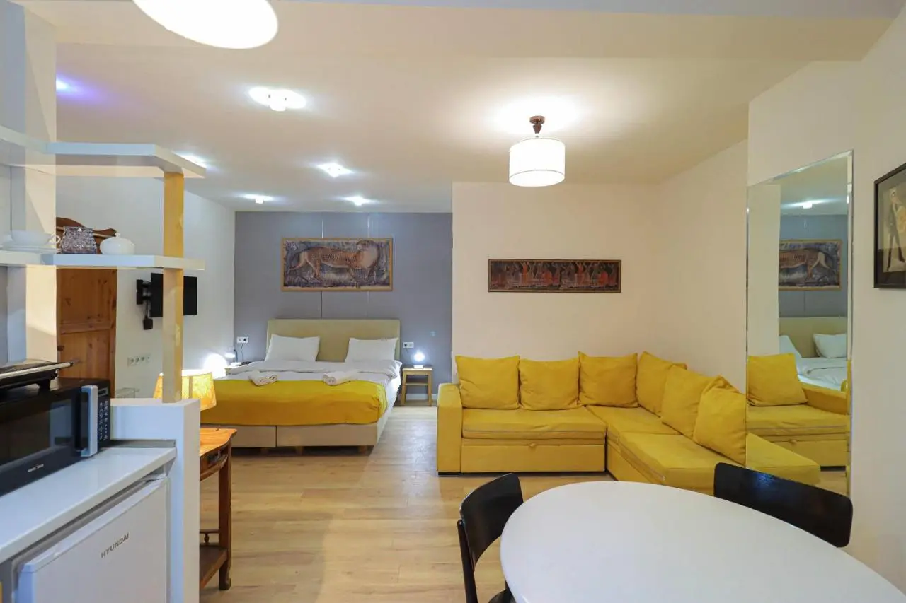 Wehost Heart Of Tbilisi Studio