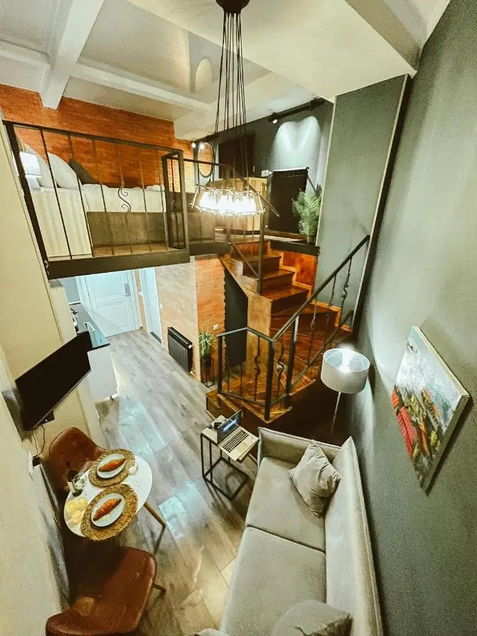 Luxury Duplex Suites - City Center