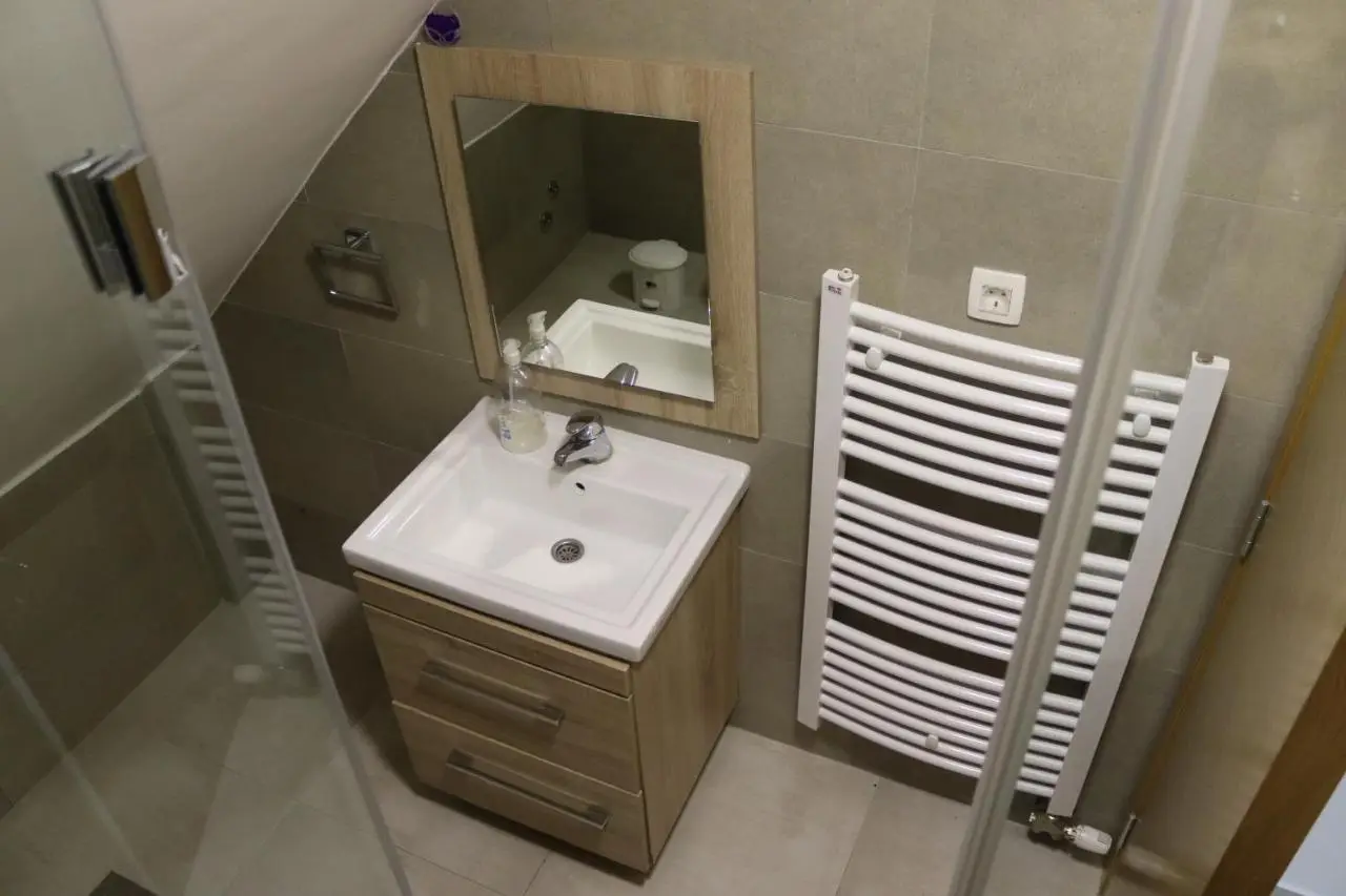 Apartmani Vlašić-Petrol