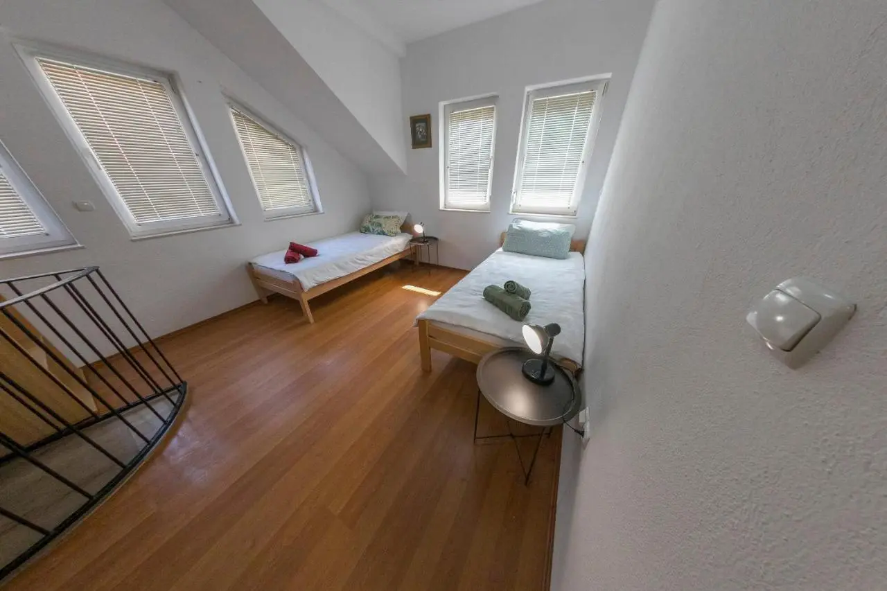 APARTMAN NAAJ