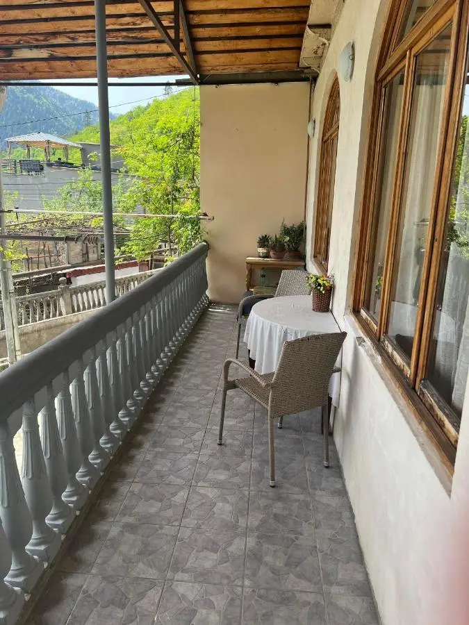 Shota's Guest House