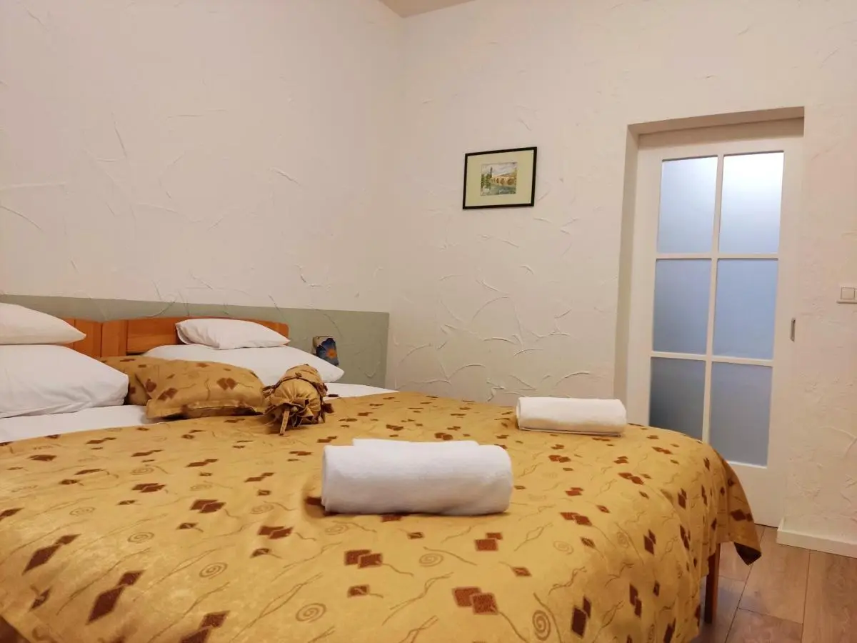 Apartments Protin sokak