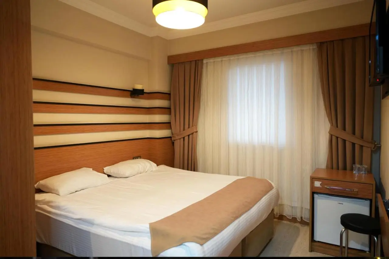 Quars Garden Hotel