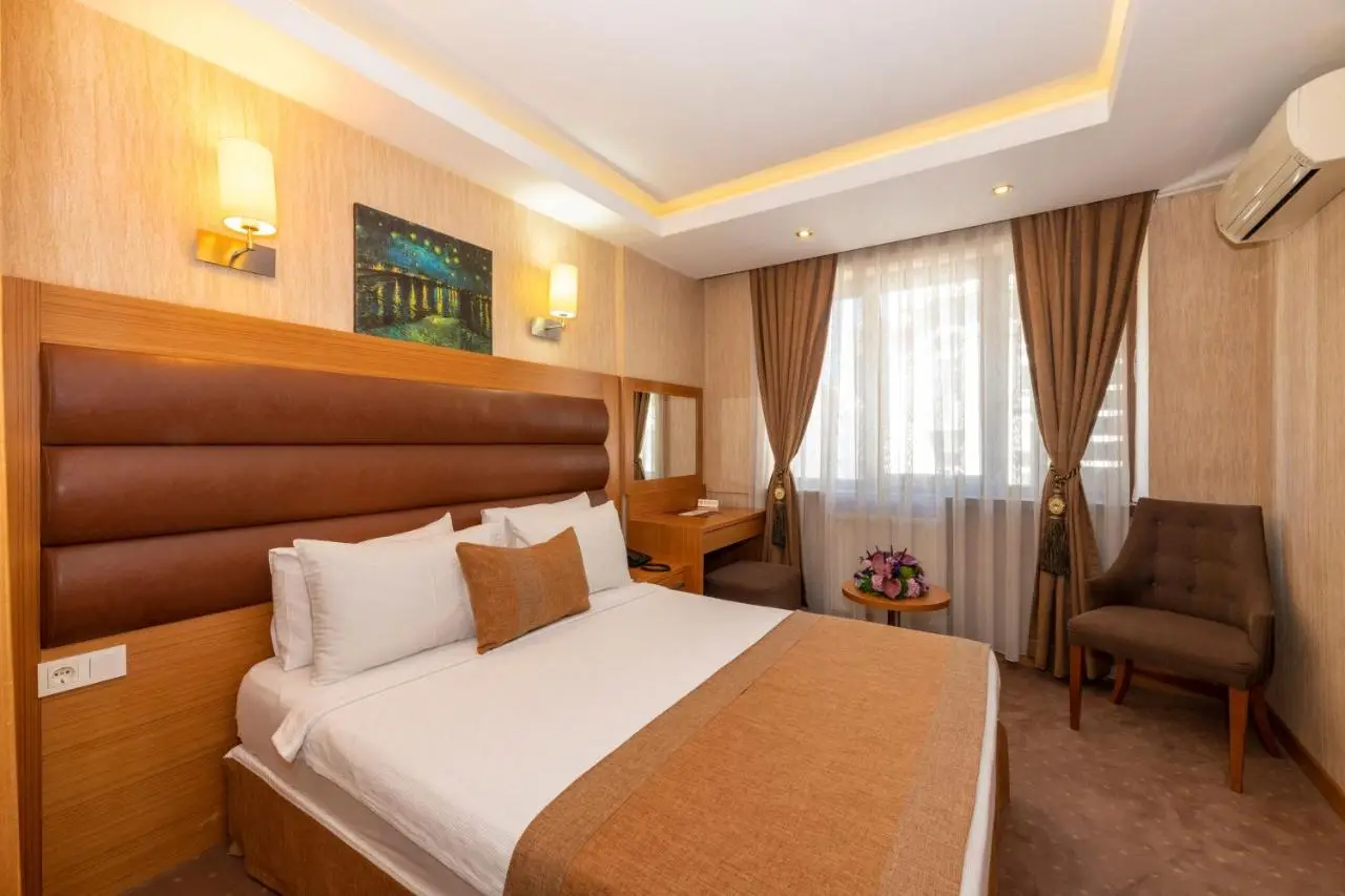Regno Hotel