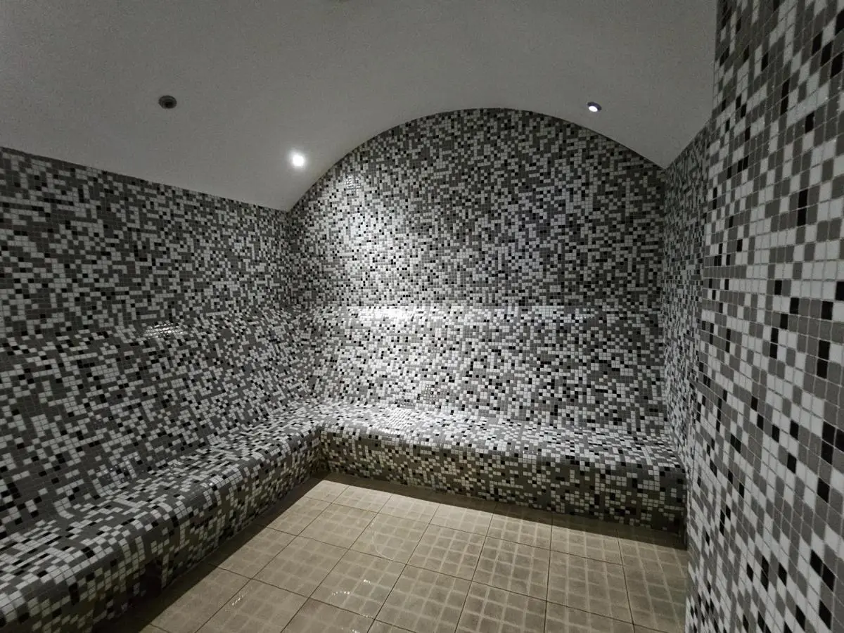 PERFECT RESİDENCE TAKSİM, 2 BEDROOM, POOL, Gym, Sauna