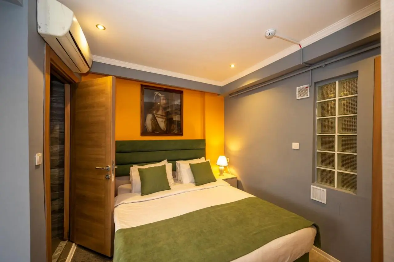 Marida Suit - Istanbul Taksim