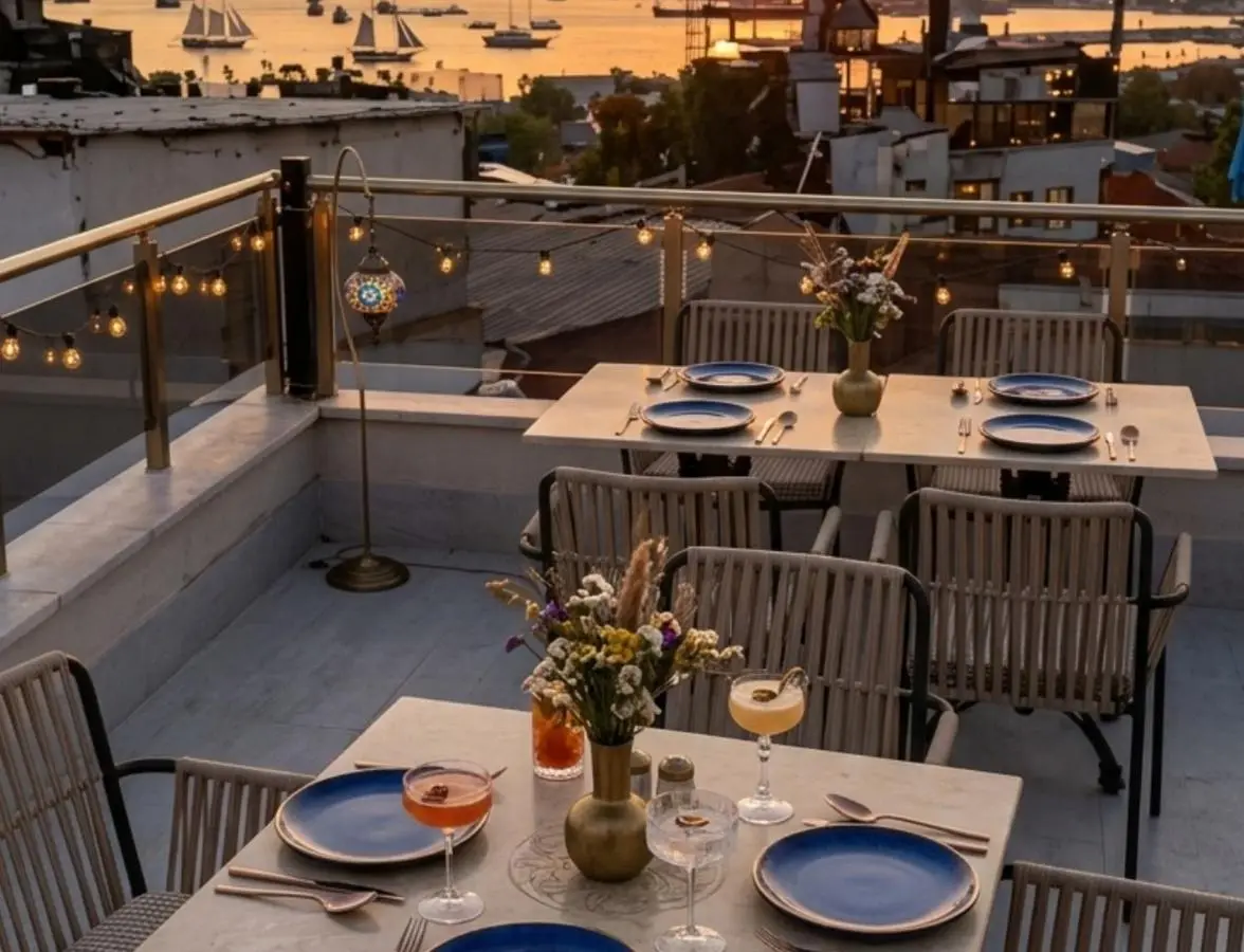 elisa hotel