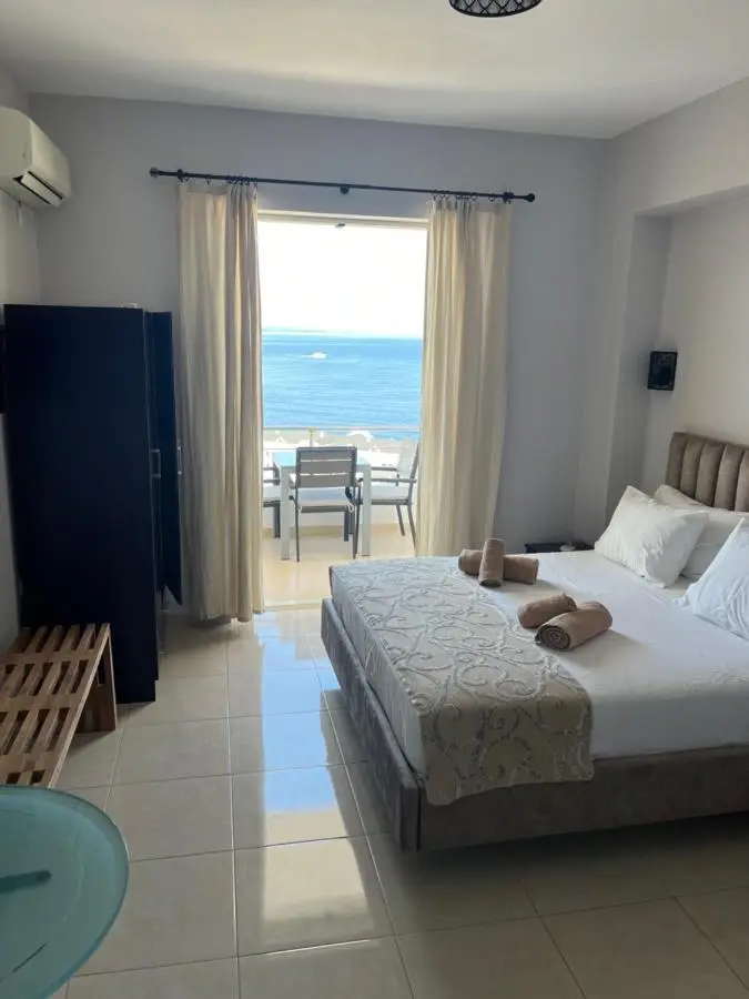 Bluemoon Suites Sarande