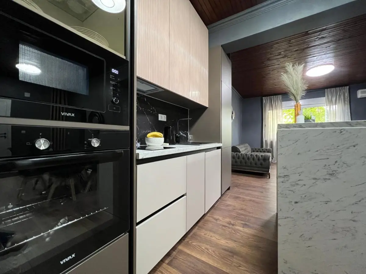Lux apartments Crystal-center