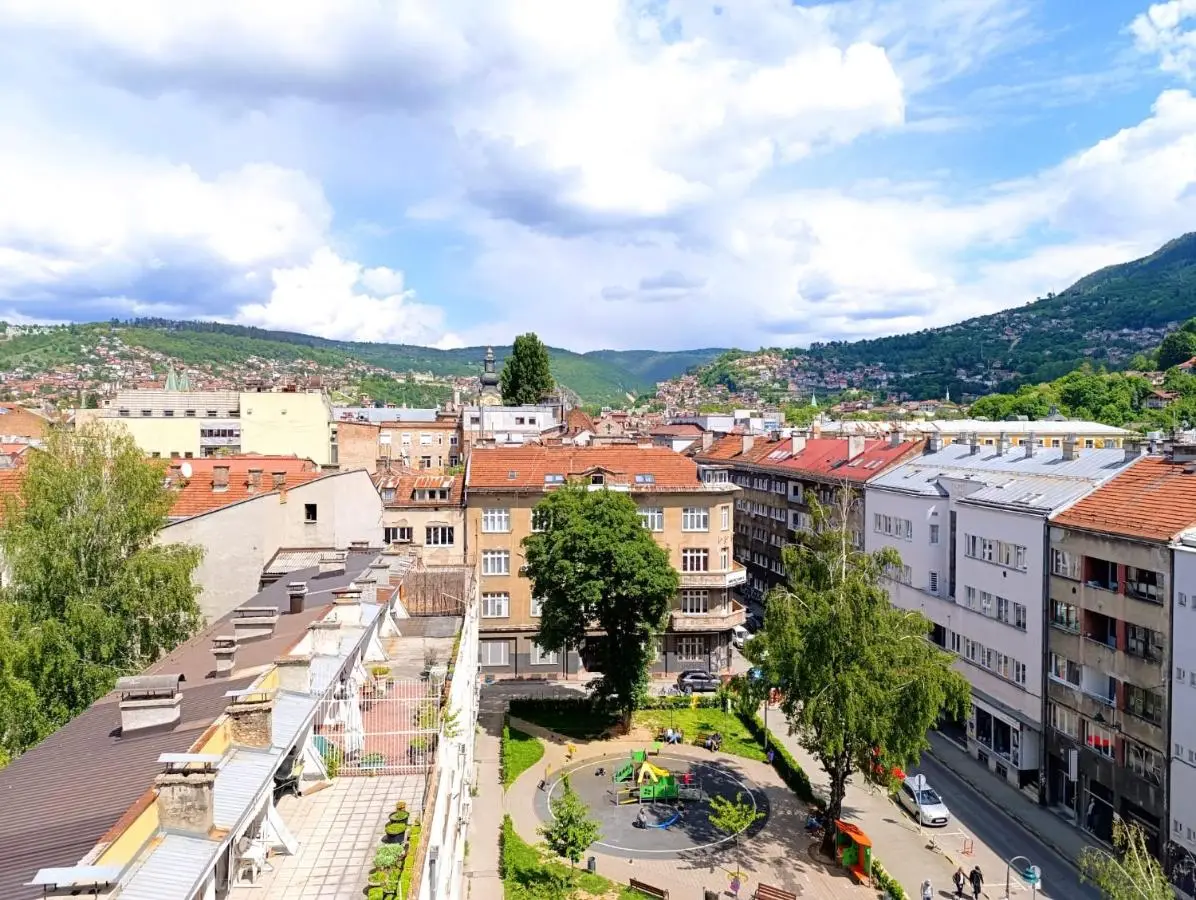 LuxApart Titova City Centar free garage