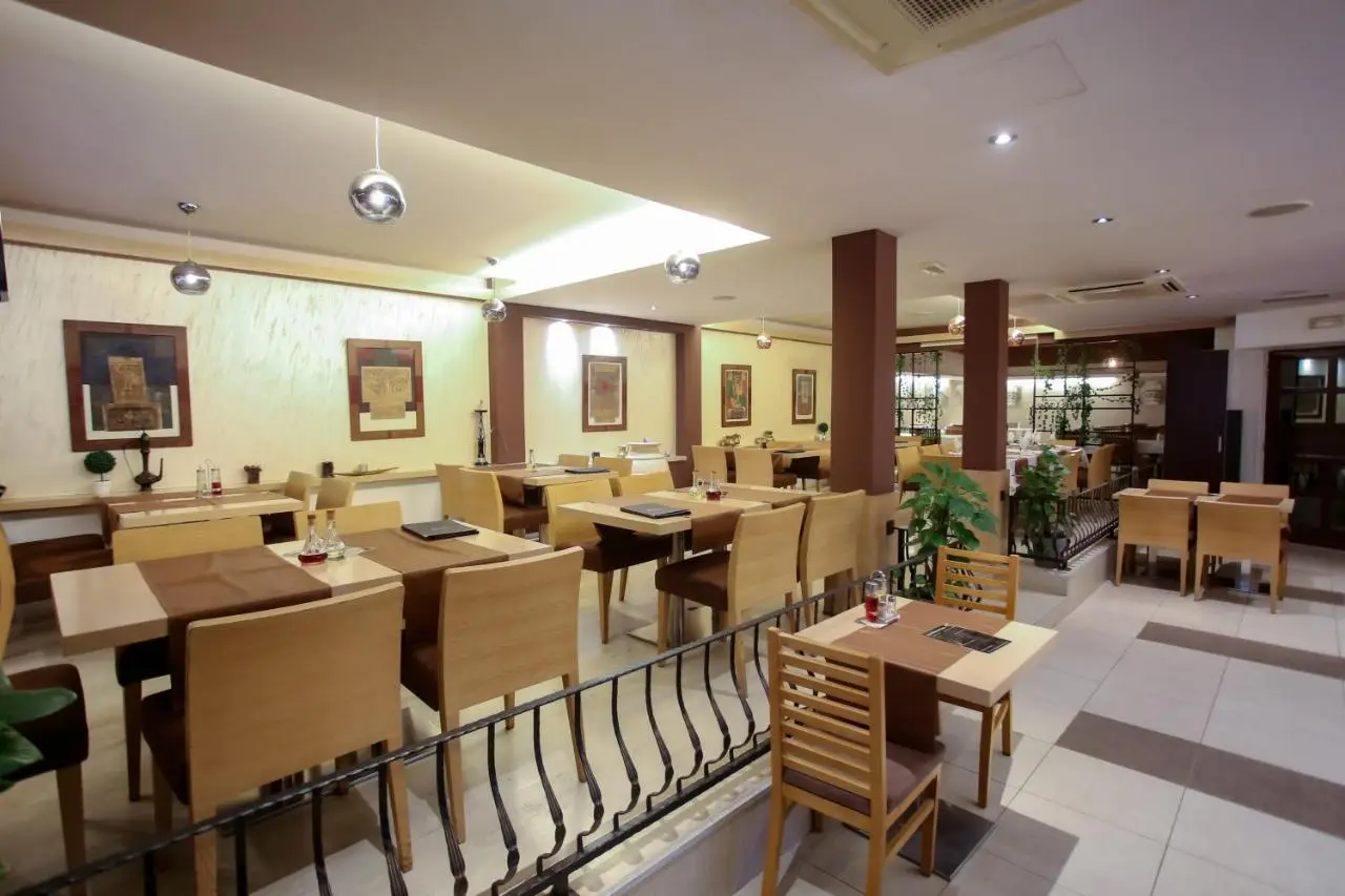 Hotel Emen