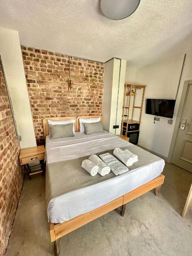 Elegance House Hotel