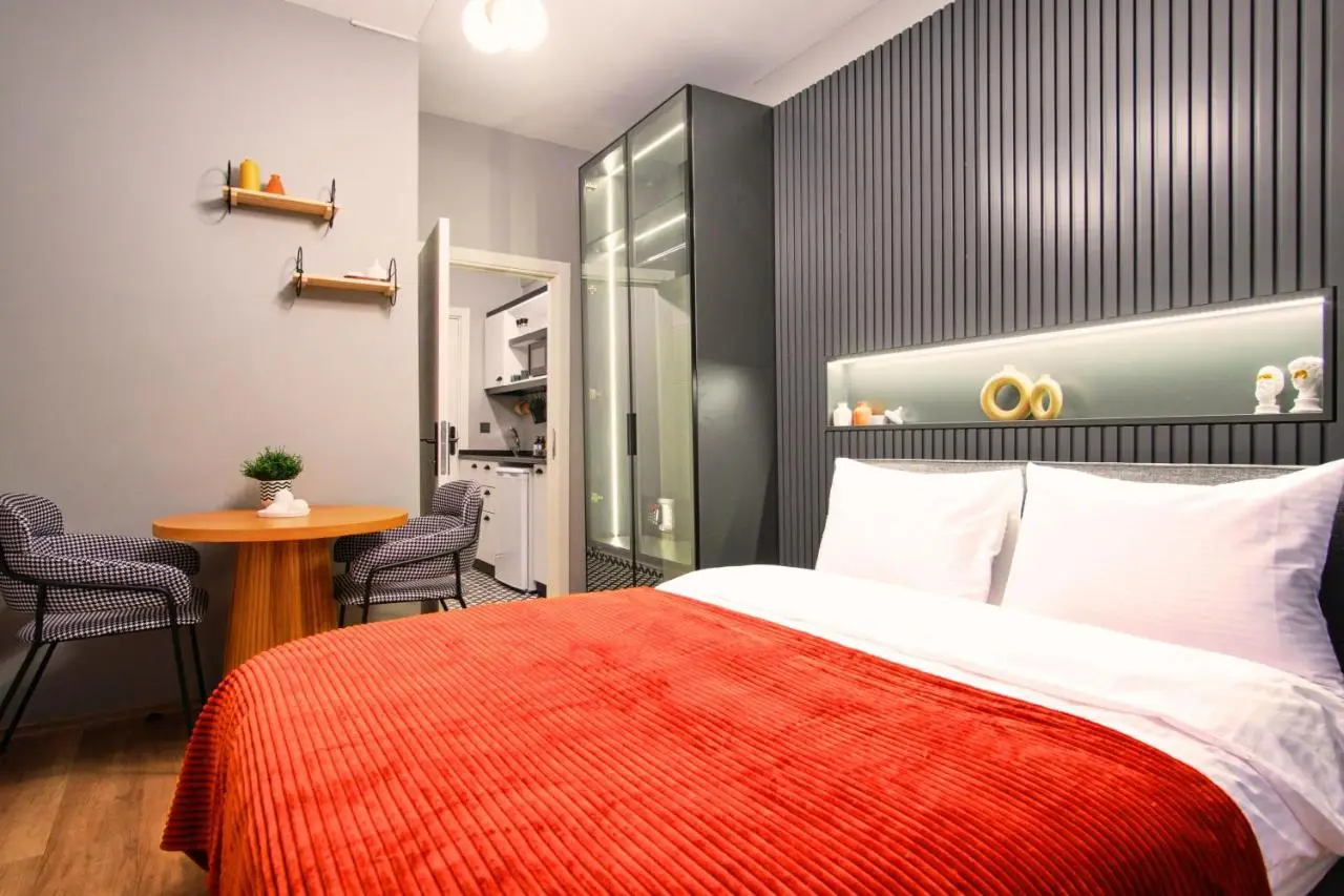 TAKS-INN Hotel