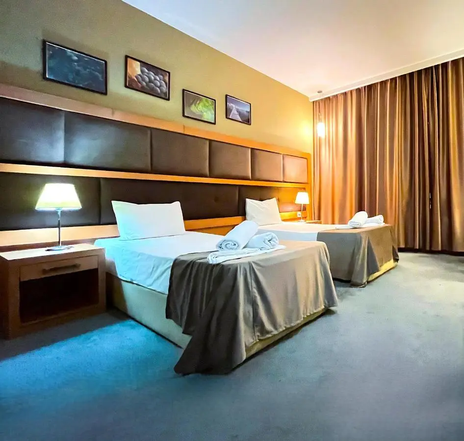 GM City Hotel Baku - Free Swimming Pool