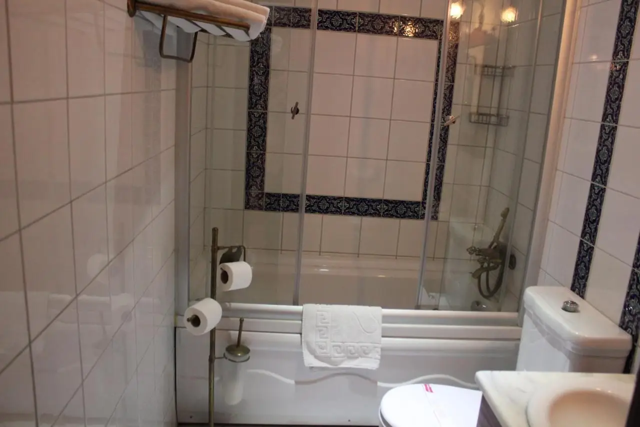 Aruna Boutique Hotel