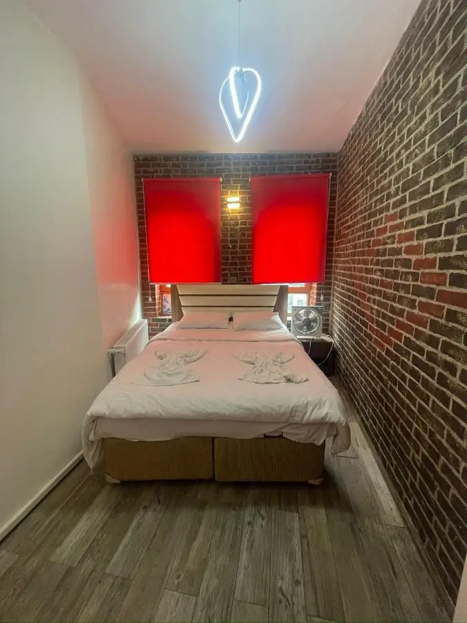 GRAND BELLA VİSTA Hostel