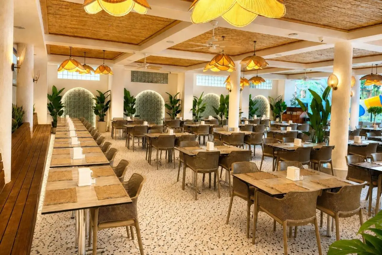 Blue Wave Suite Hotel