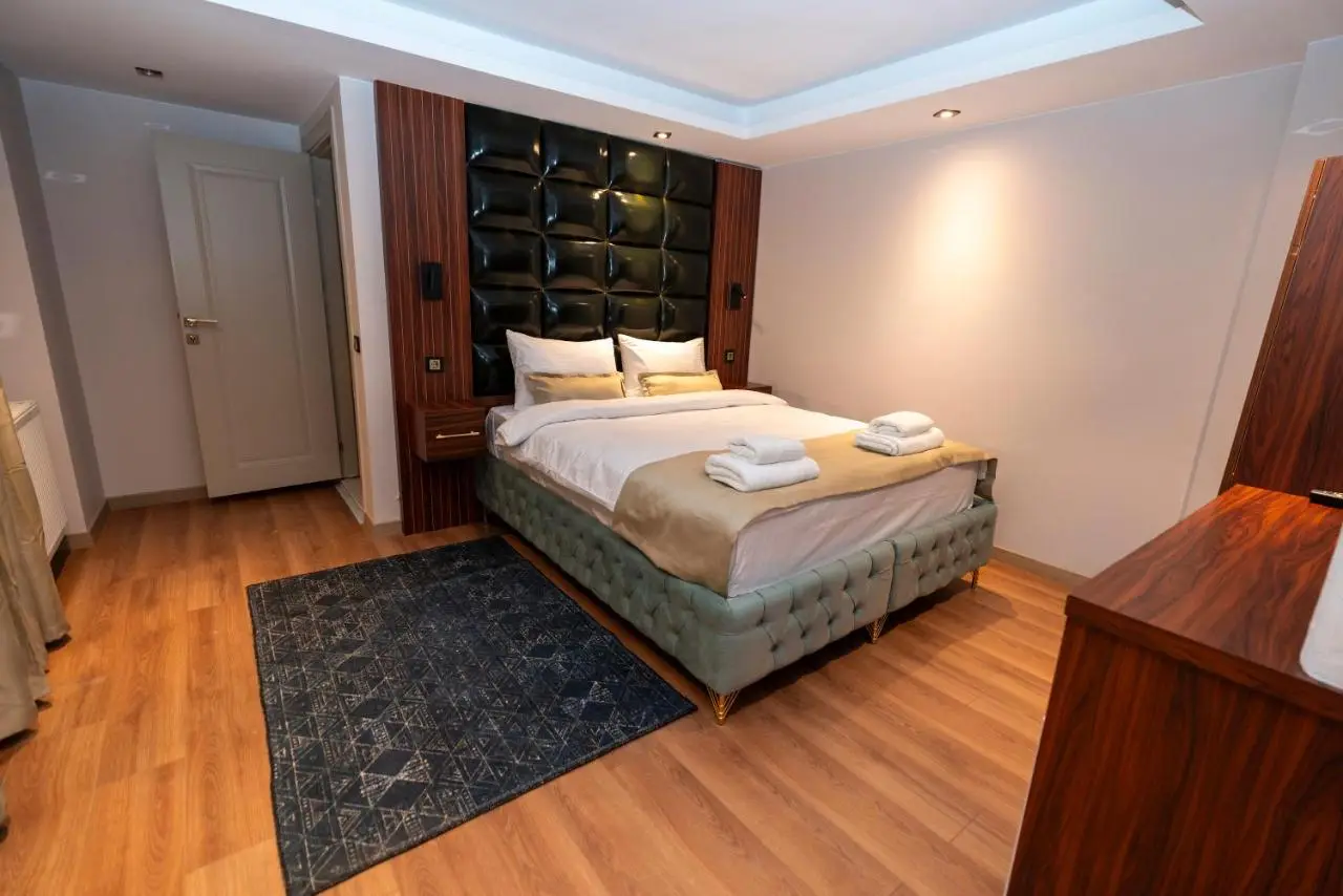 THE MUA LUXURY HOMEs