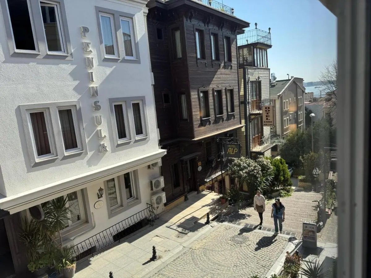 Hanedan Hotel