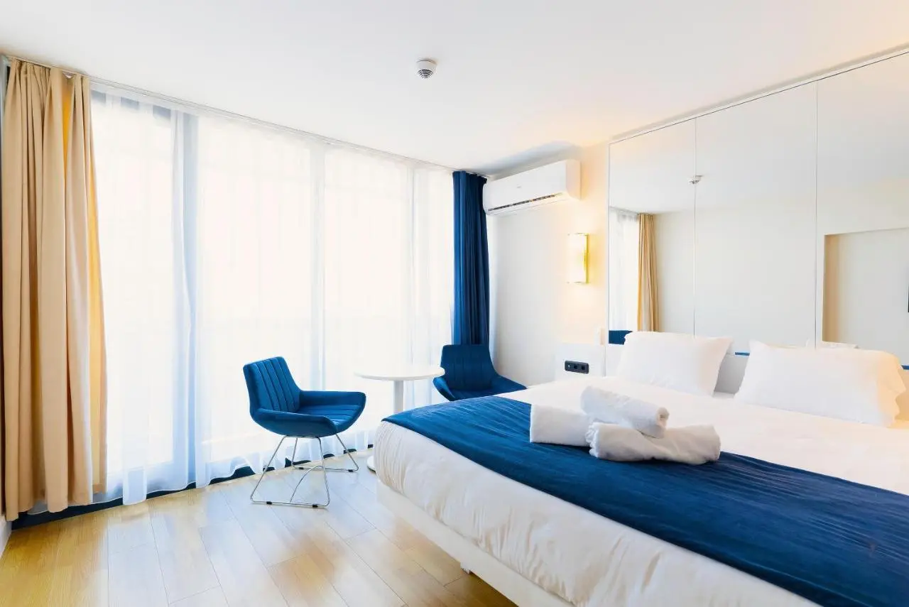 Luxury Sea View Apartments