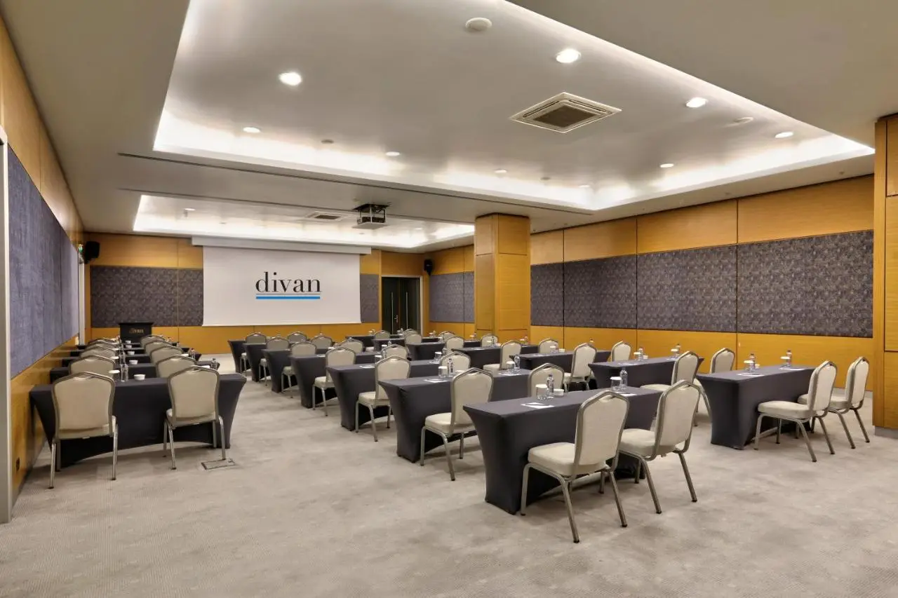 Divan Corlu
