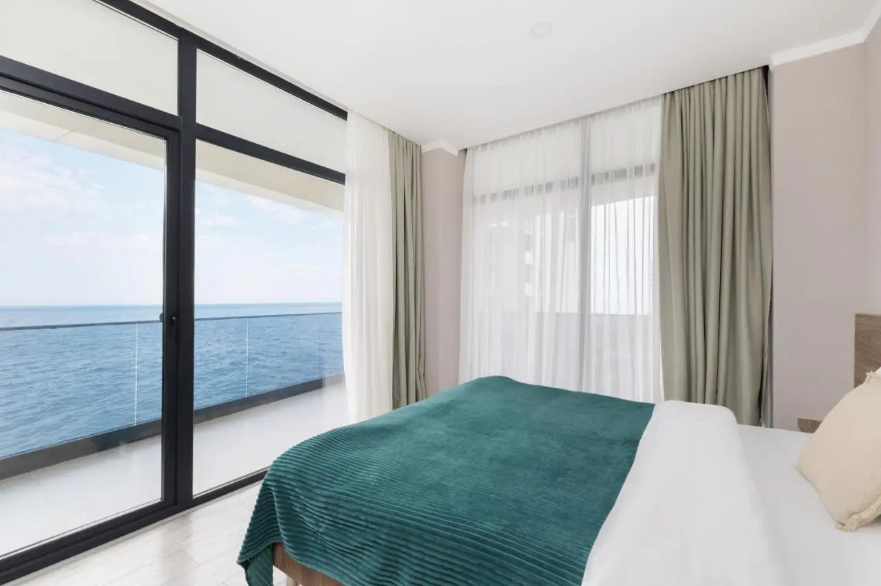 Green Side Apart Hotel Official