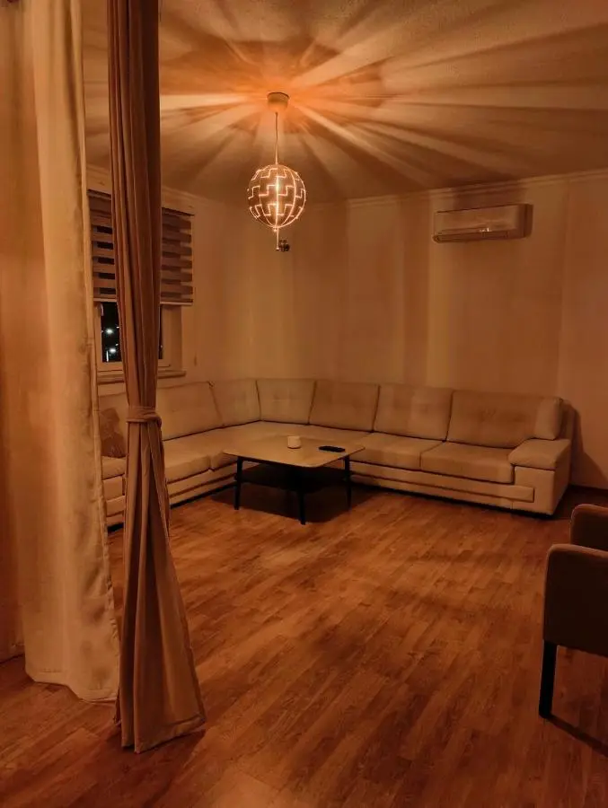 Small Hill Apartments