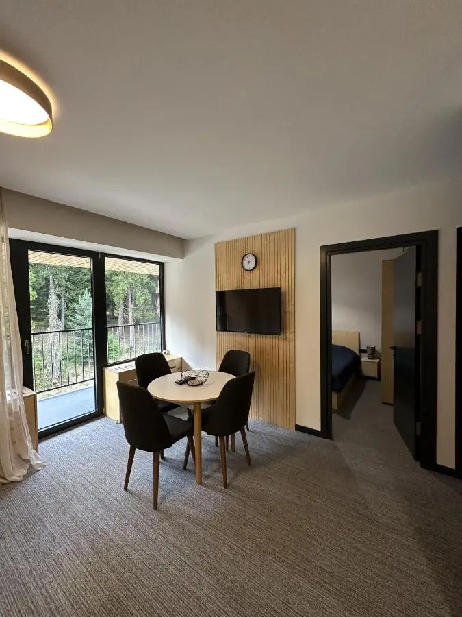 Forest View Apartment near Ski Lift