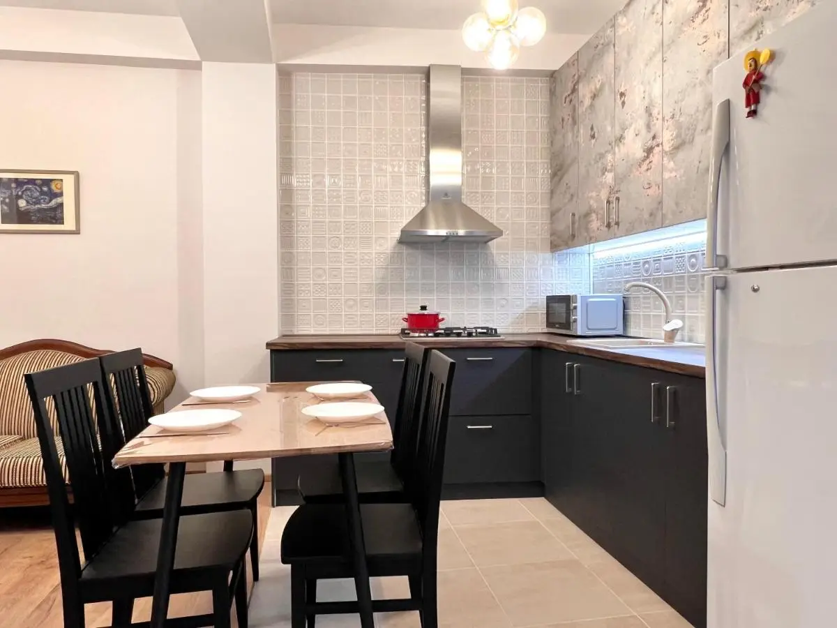 Leselidze Apartment