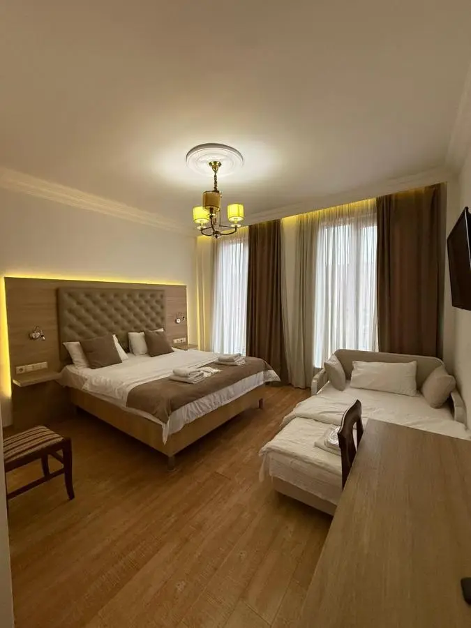 Hotel Varios