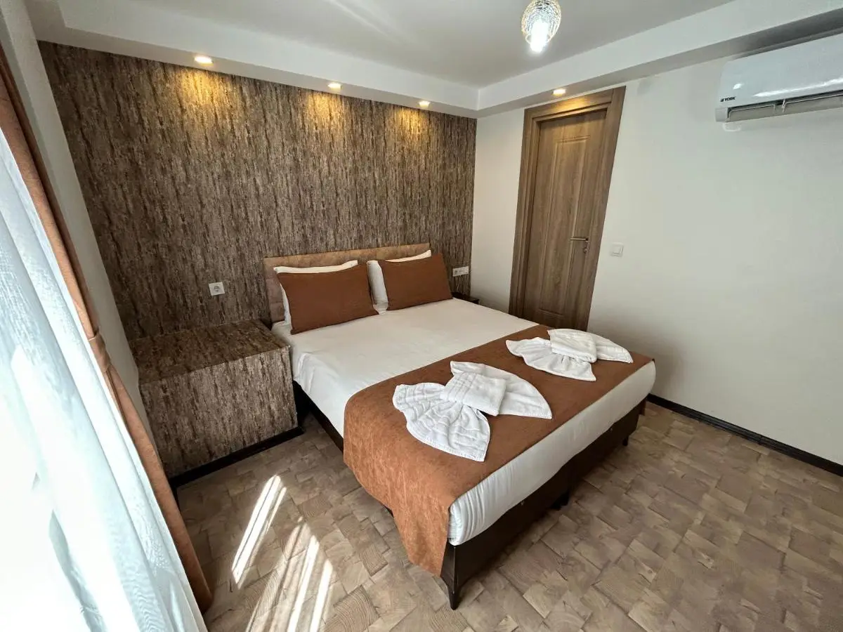 HOTEL GLOBAL 2022