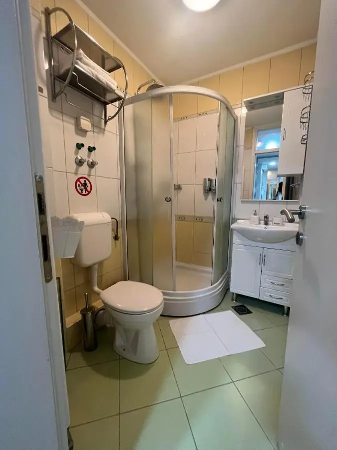 SASE Apartment