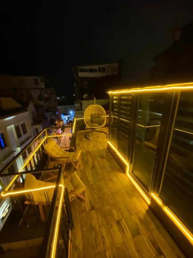 Golden Arrow Hotel