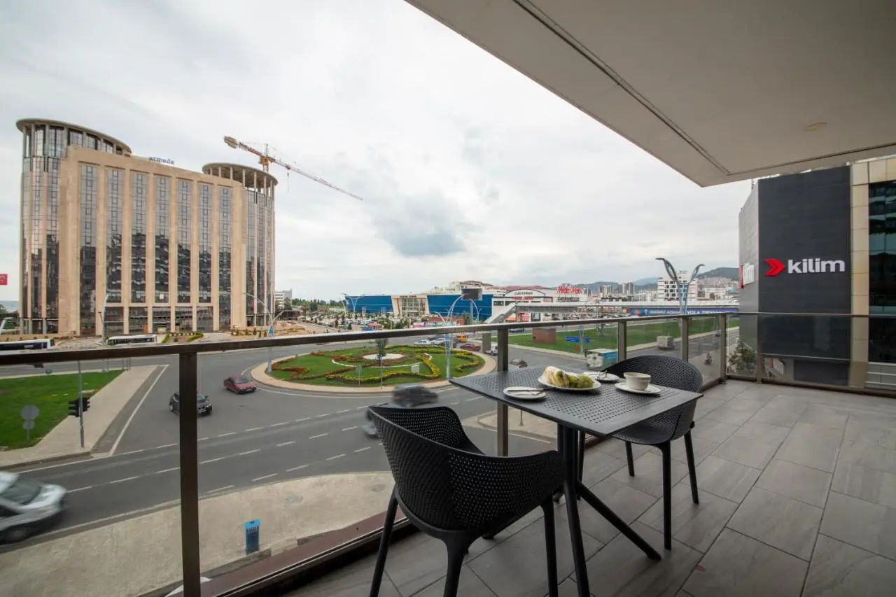 V Center Hotel