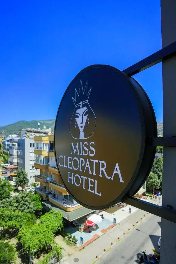 Miss Cleopatra Hotel